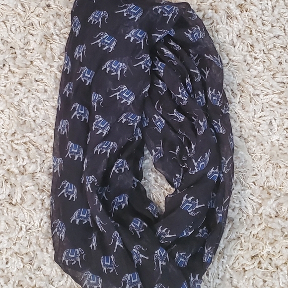 Infinity scarf bundle - Picture 3 of 3